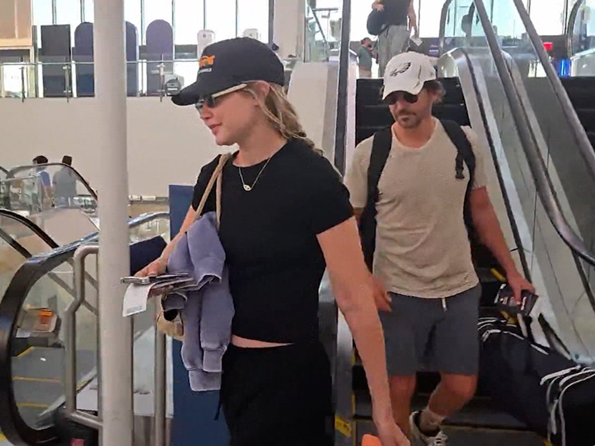 Gigi Hadid, Bradley Cooper Spotted Leaving NYC After Taylor Swift Wedding
